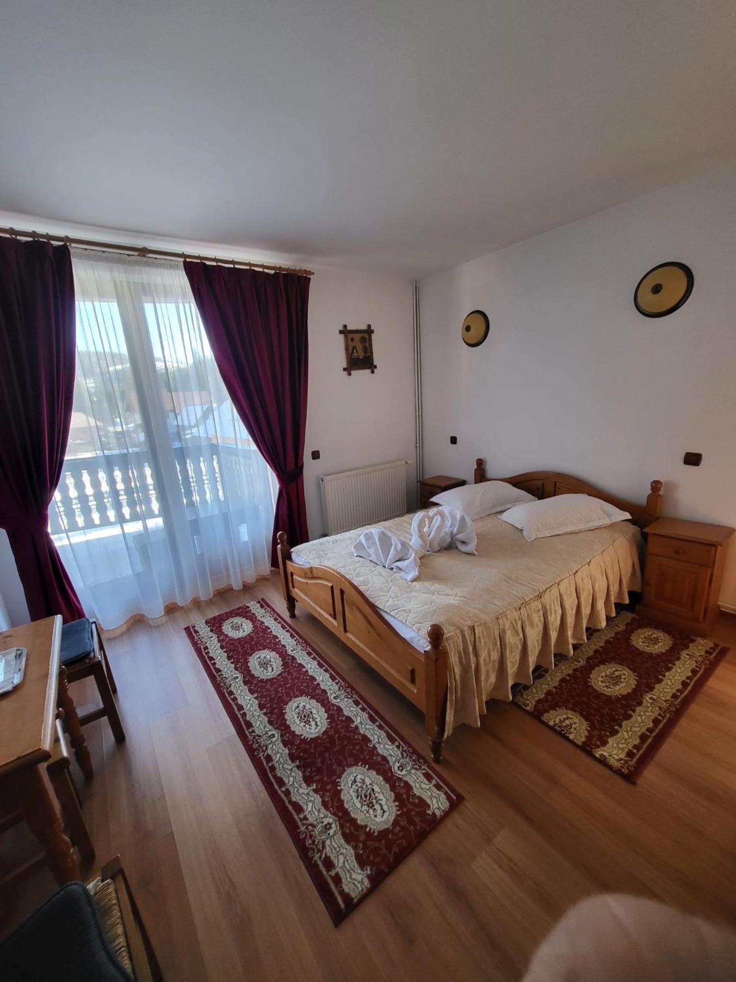 Pensiunea Gianina Arieşeni Exteriér fotografie